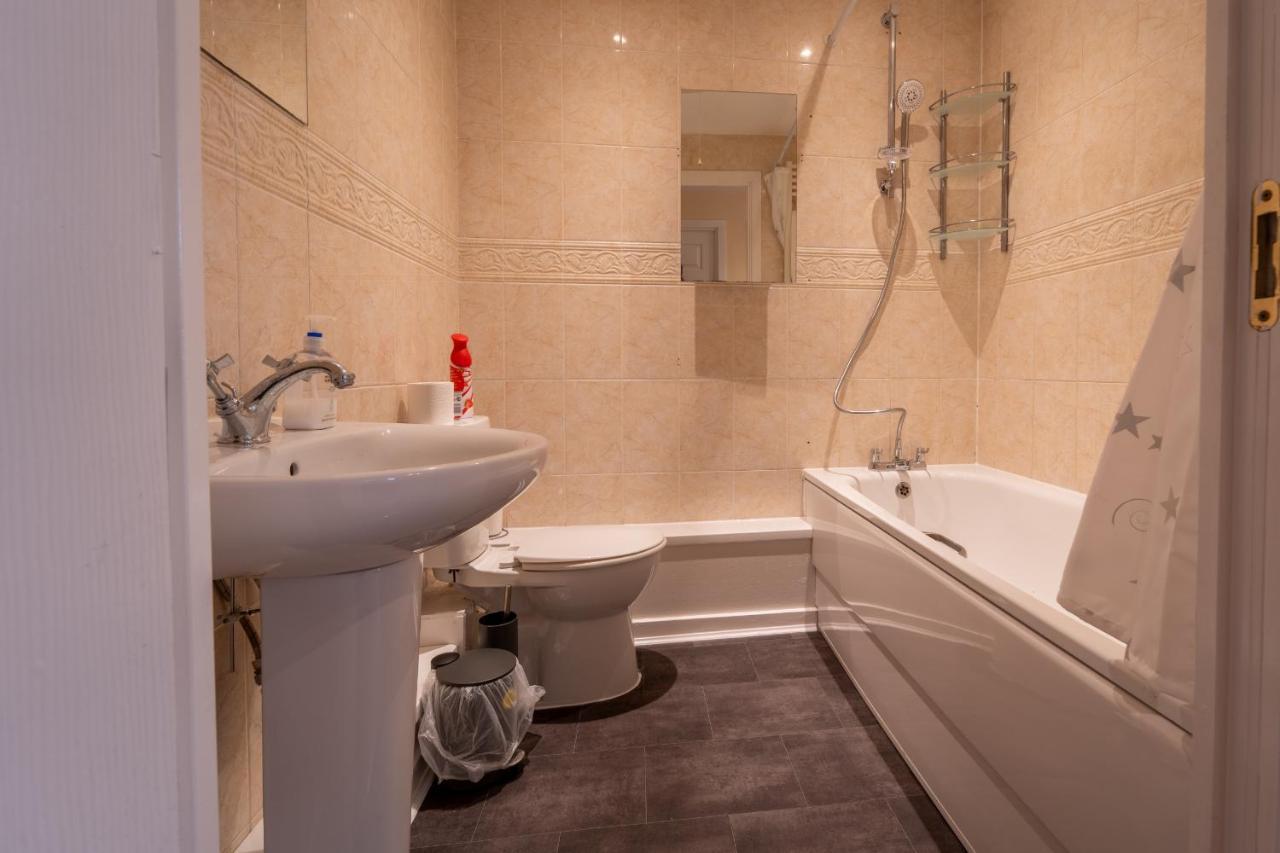 Luxury 2 Bed Apartment - Near Heathrow, Legoland, Windsor Slough Exteriér fotografie