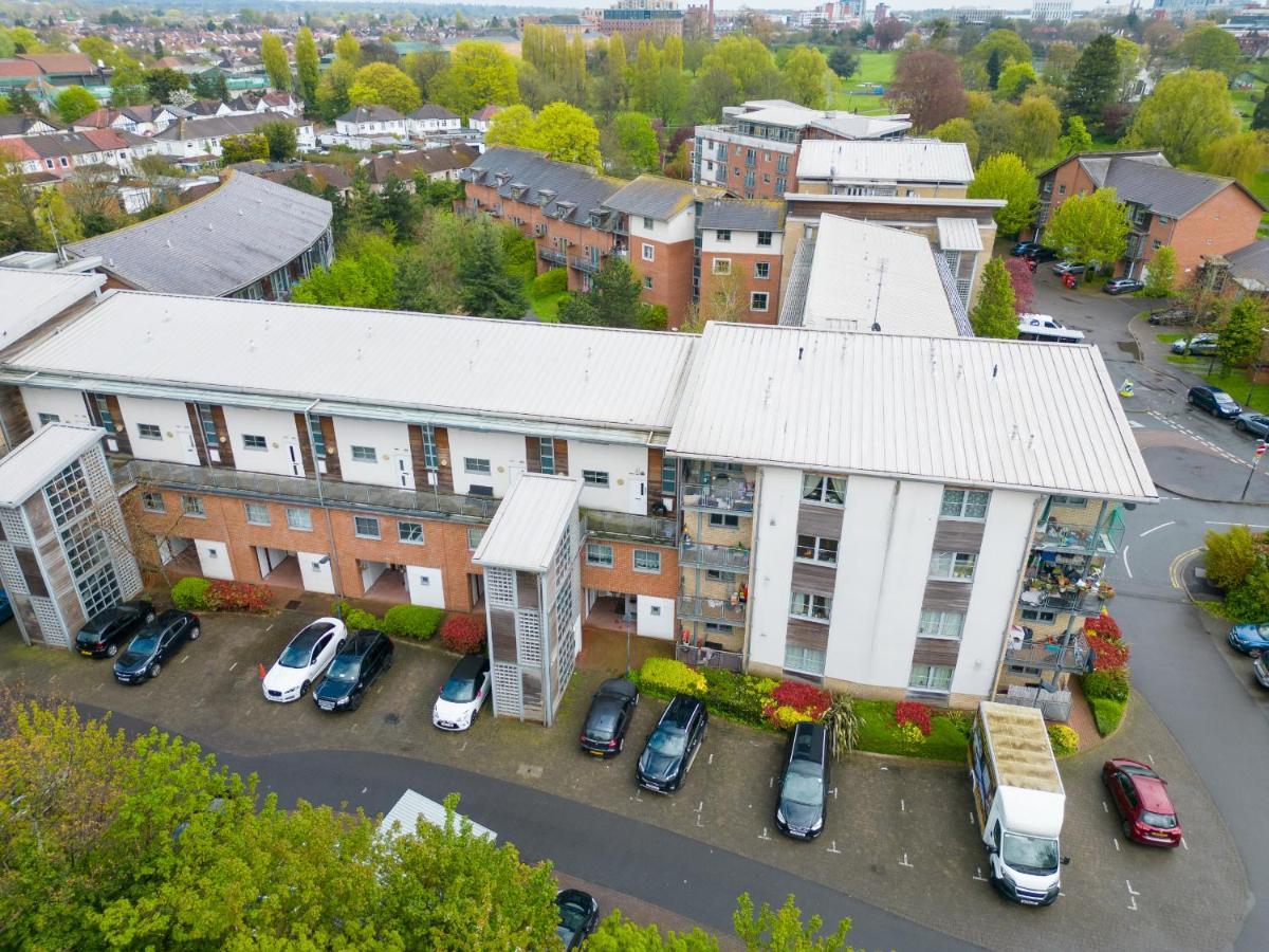 Luxury 2 Bed Apartment - Near Heathrow, Legoland, Windsor Slough Exteriér fotografie