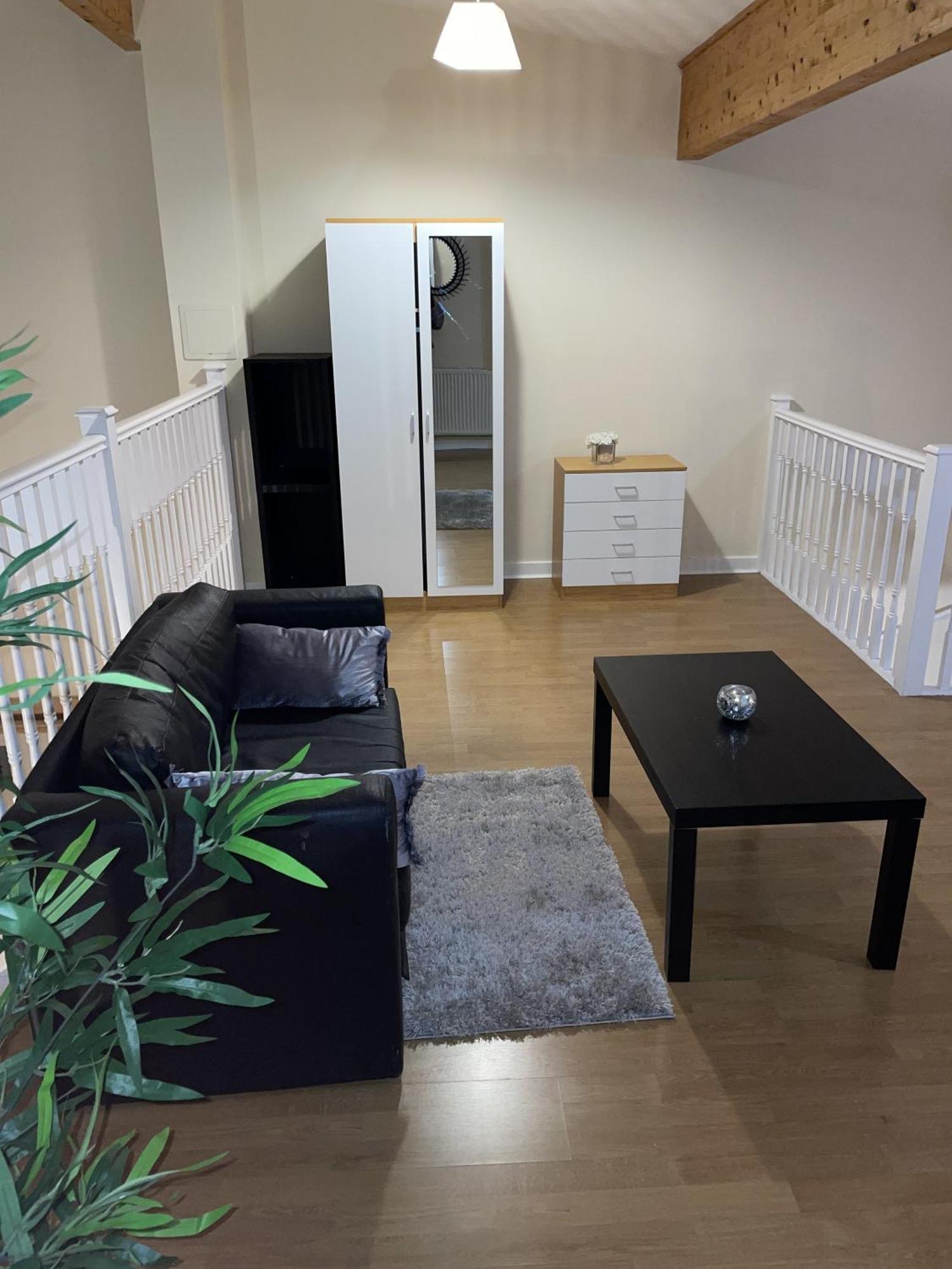 Luxury 2 Bed Apartment - Near Heathrow, Legoland, Windsor Slough Exteriér fotografie